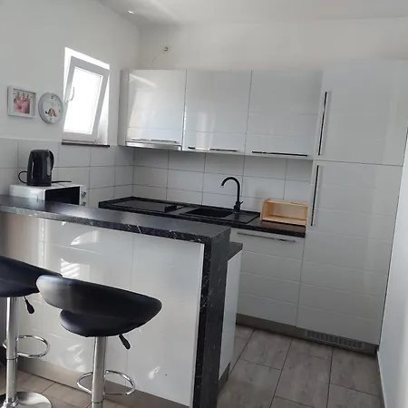 Apartment Apartman Cvita *