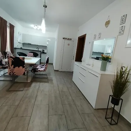 Apartman Cvita Apartment Biograd Na Moru