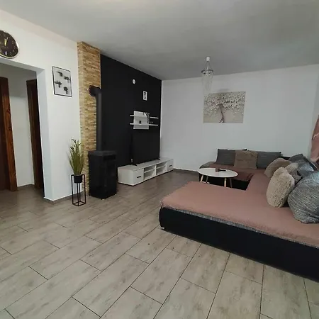 Apartman Cvita Apartment